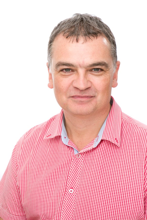 Dr Hendrik Van Wyk